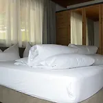 Lenz Affittacamere 3*