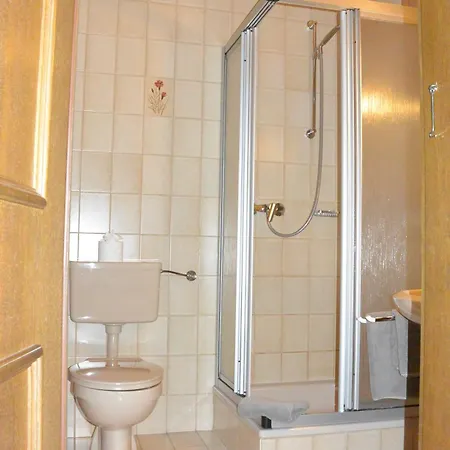Lenz Guest house See