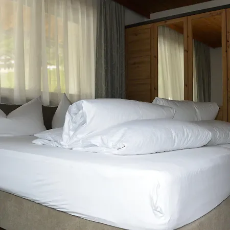 Lenz Pensionat 3*