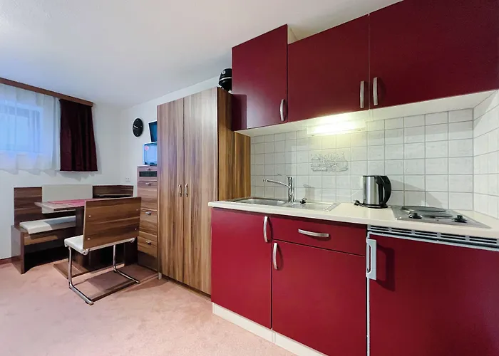 Lenz ゲストハウス 3*