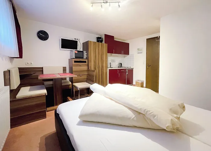 ゲストハウス Lenz 3*